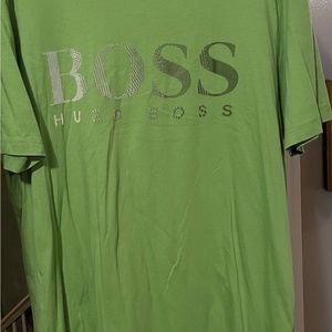 Men’s green Hugo Boss t shirt size xxl